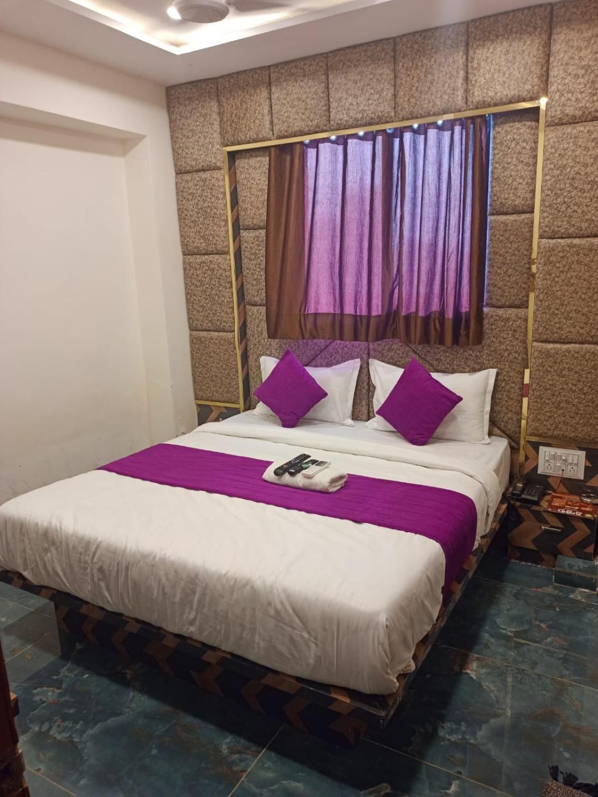 Hotel Karnavati Ahmadábád Exteriér fotografie